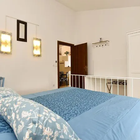 Cozy Flat With Balcony, Pool Access And Full Amenities Daire