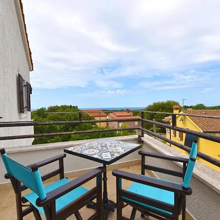 شقة Cozy Flat With Balcony, Pool Access And Full Amenities